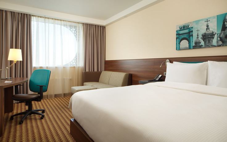 Imagen de la habitación del Hotel Hampton By Hilton Saint Petersburg Expoforum. Foto 4