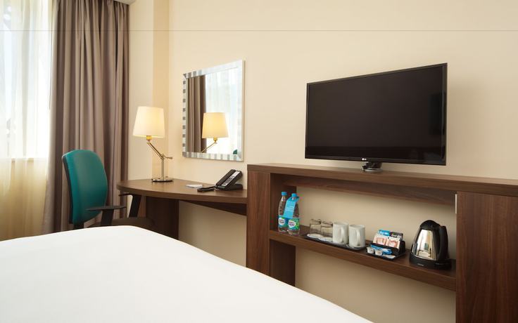 Imagen de la habitación del Hotel Hampton By Hilton Saint Petersburg Expoforum. Foto 12