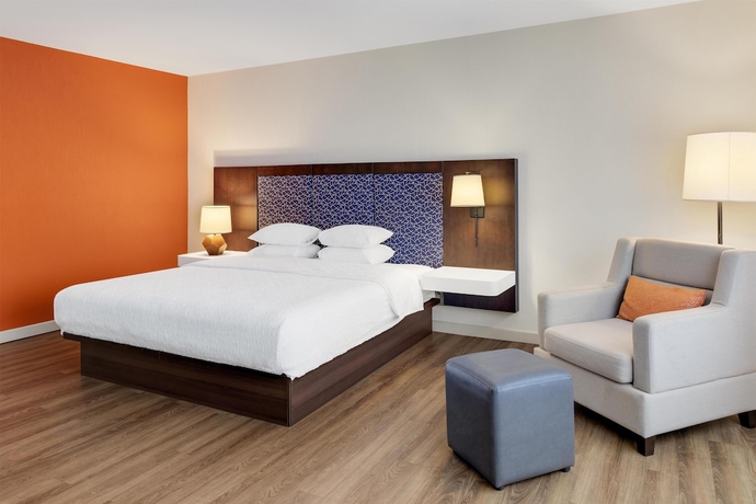 Imagen de la habitación del Hotel Hampton By Hilton San Jose Airport. Foto 6