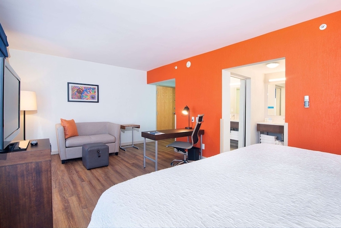 Imagen de la habitación del Hotel Hampton By Hilton San Jose Airport. Foto 11