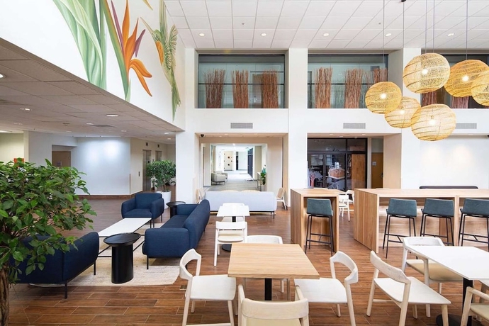 Imagen de los interiores del Hotel Hampton By Hilton San Jose Airport. Foto 15