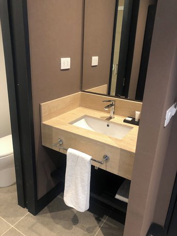 Imagen de la habitación del Hotel Hampton By Hilton Santiago Las Condes. Foto 6