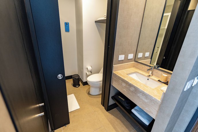 Imagen de la habitación del Hotel Hampton By Hilton Santiago Las Condes. Foto 17