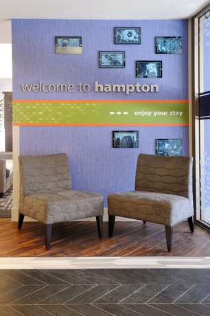 Imagen de los interiores del Hotel Hampton By Hilton Sheffield. Foto 12
