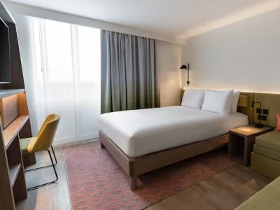 Imagen de la habitación del Hotel Hampton By Hilton Stuttgart Airport. Foto 1