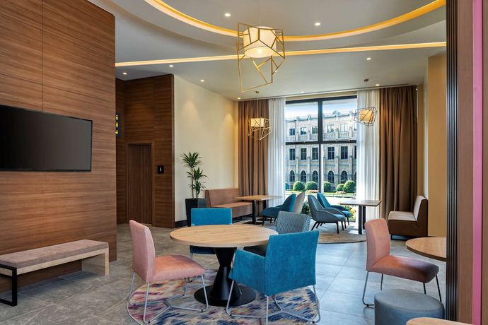 Imagen de los interiores del Hotel Hampton By Hilton Tashkent. Foto 16