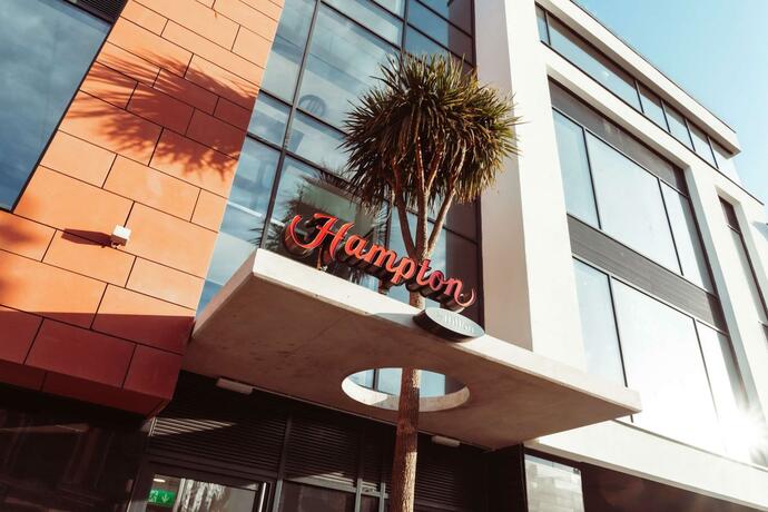 Imagen general del Hotel Hampton By Hilton Torquay. Foto 21