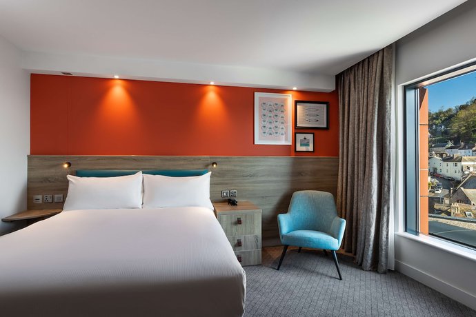 Imagen de la habitación del Hotel Hampton By Hilton Torquay. Foto 4