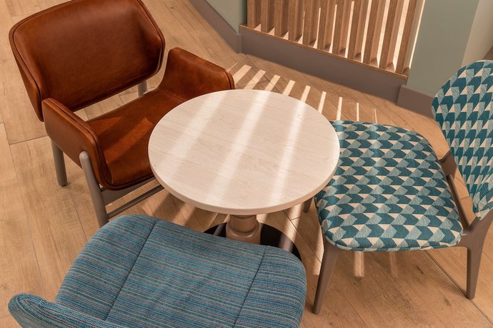 Imagen de los interiores del Hotel Hampton By Hilton Torquay. Foto 14