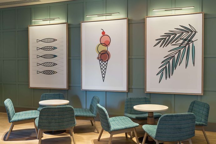 Imagen de los interiores del Hotel Hampton By Hilton Torquay. Foto 15