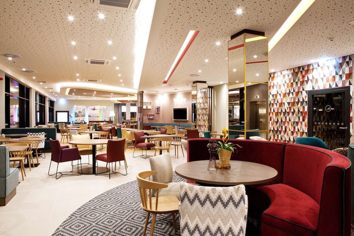 Imagen de los interiores del Hotel Hampton By Hilton Vienna Messe. Foto 17