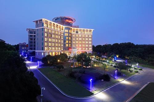 Imagen de la habitación del Hotel Hampton By Hilton Wuhan Tianhe Airport East. Foto 9