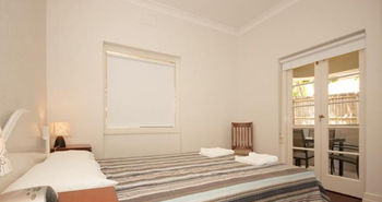 Imagen de la habitación del Hotel Hampton Court Apartments. Foto 2