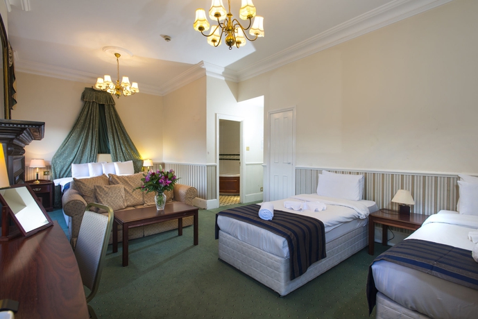 Imagen de la habitación del Hotel Hampton Court Palace. Foto 10