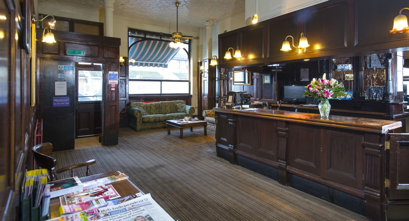 Imagen general del Hotel Hampton Court Palace. Foto 2