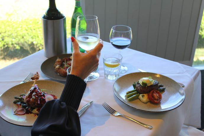 Imagen del bar/restaurante del Hotel Hampton Estate Wines. Foto 2