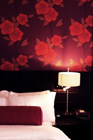 Imagen de la habitación del Hotel Hampton. Foto 10