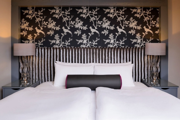 Imagen de la habitación del Hotel Hampton. Foto 19