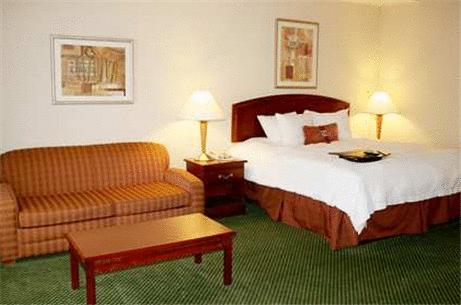 Imagen general del Hotel Hampton Inn Akron-south. Foto 6