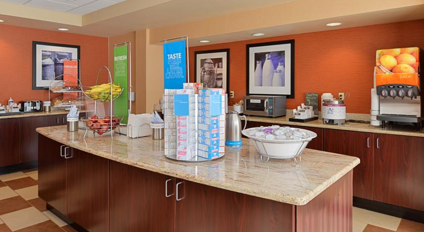 Imagen del bar/restaurante del Hotel Hampton Inn Albuquerque-university/midtown. Foto 3