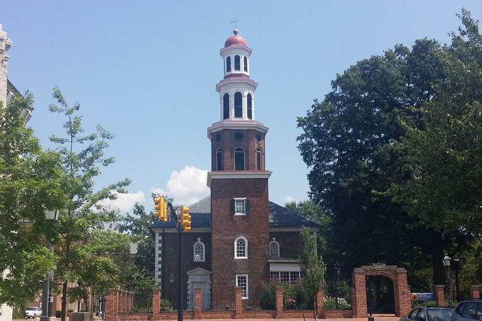 Imagen de los exteriores del Hotel Hampton Inn Alexandria-old Town/king St. Metro. Foto 9