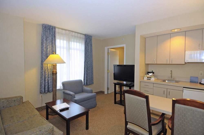 Imagen de los interiores del Hotel Hampton Inn Alexandria-old Town/king St. Metro. Foto 13