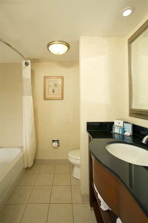 Imagen de la habitación del Hotel Hampton Inn Alexandria/pentagon South. Foto 9