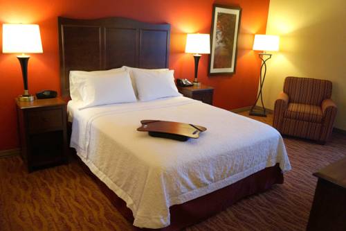 Imagen de la habitación del Hotel Hampton Inn Altoona. Foto 8
