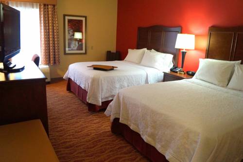 Imagen de la habitación del Hotel Hampton Inn Altoona. Foto 10