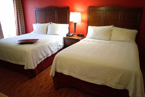 Imagen de la habitación del Hotel Hampton Inn Altoona. Foto 11