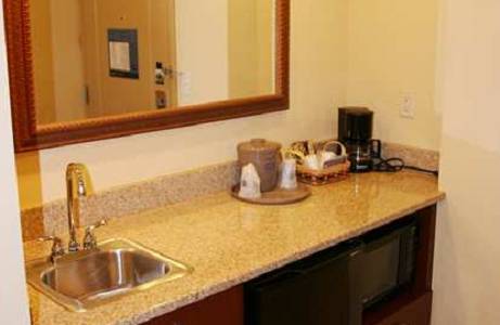 Imagen de la habitación del Hotel Hampton Inn And Suites Alexandria, Alexandria. Foto 6