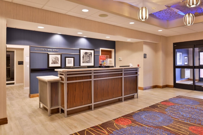 Imagen de los interiores del Hotel Hampton Inn And Suites Ann Arbor West. Foto 16