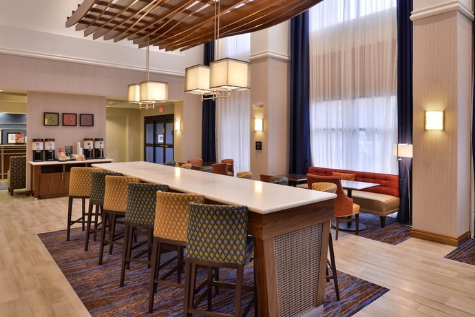 Imagen de los interiores del Hotel Hampton Inn And Suites Ann Arbor West. Foto 18