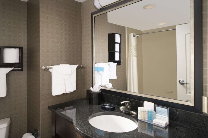 Imagen de la habitación del Hotel Hampton Inn And Suites Athens-i-65 (huntsville Area). Foto 12