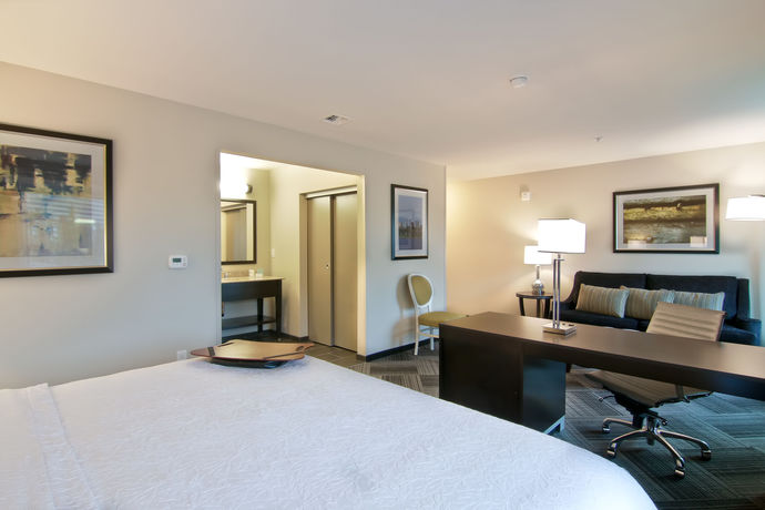 Imagen general del Hotel Hampton Inn And Suites Bellevue Downtown - Seattle. Foto 1