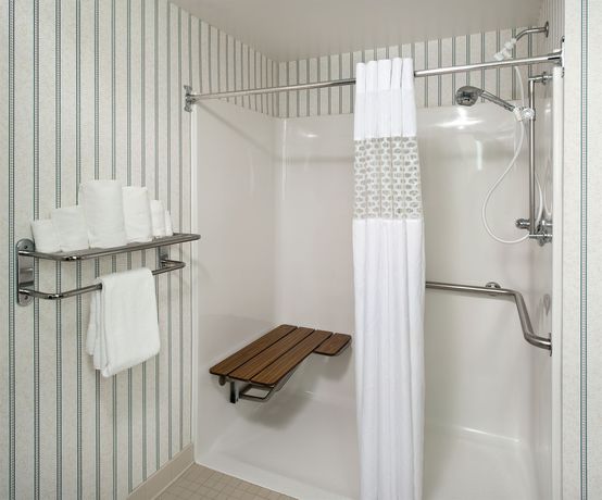 Imagen del bar/restaurante del Hotel Hampton Inn And Suites Bethlehem. Foto 3