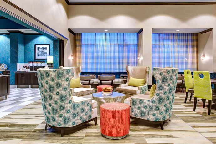 Imagen de los interiores del Hotel Hampton Inn And Suites By Hilton Atlanta Perimeter Dunwoody. Foto 19