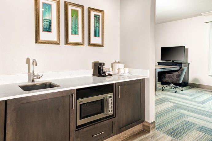Imagen de la habitación del Hotel Hampton Inn And Suites By Hilton Atlanta Perimeter Dunwoody. Foto 10