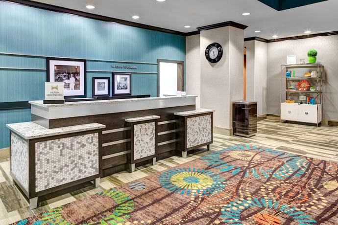 Imagen de los interiores del Hotel Hampton Inn And Suites By Hilton Atlanta Perimeter Dunwoody. Foto 20