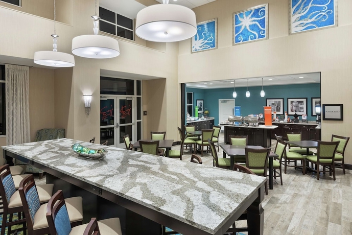 Imagen de los interiores del Hotel Hampton Inn And Suites By Hilton Clearwater Beach. Foto 16