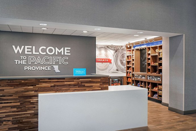 Imagen de los interiores del Hotel Hampton Inn And Suites By Hilton Kelowna Airport. Foto 18