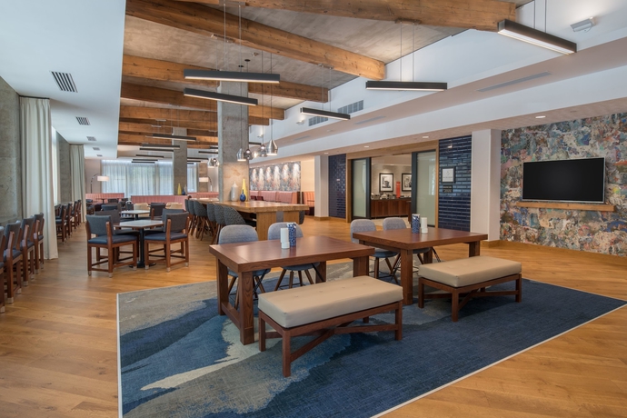 Imagen del bar/restaurante del Hotel Hampton Inn And Suites By Hilton Portland-Pearl District. Foto 3