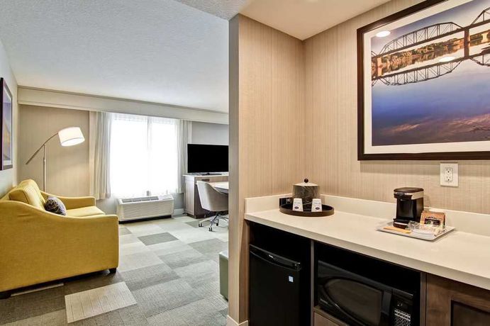 Imagen de la habitación del Hotel Hampton Inn And Suites By Hilton Saskatoon Airport. Foto 9