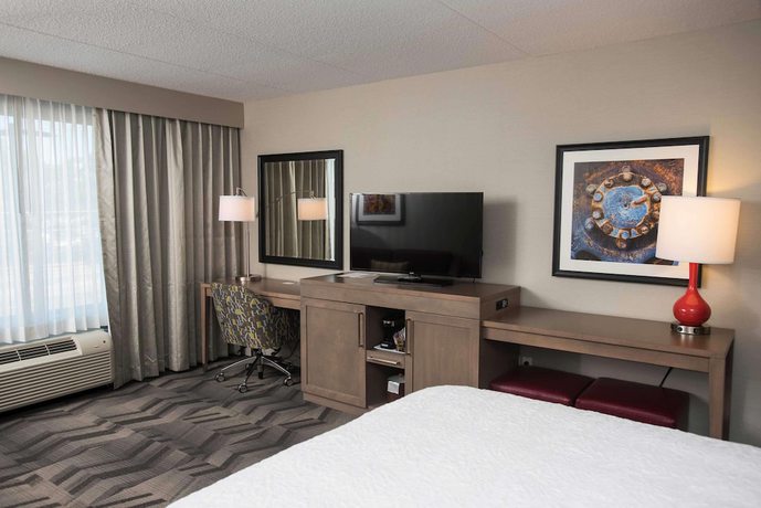 Imagen de la habitación del Hotel Hampton Inn And Suites By Hilton Thunder Bay. Foto 10
