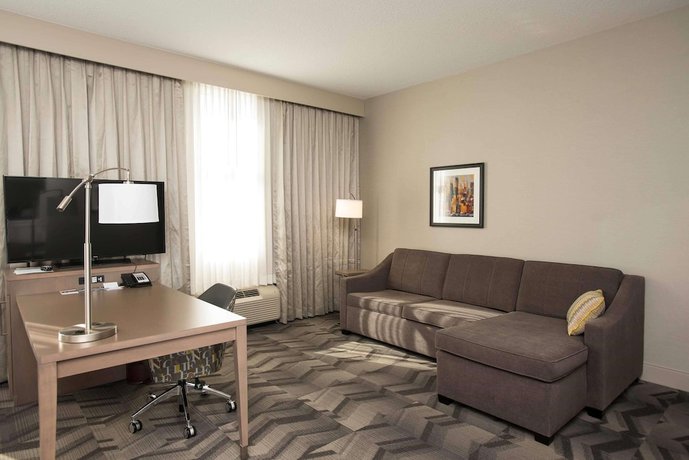 Imagen de la habitación del Hotel Hampton Inn And Suites By Hilton Thunder Bay. Foto 13