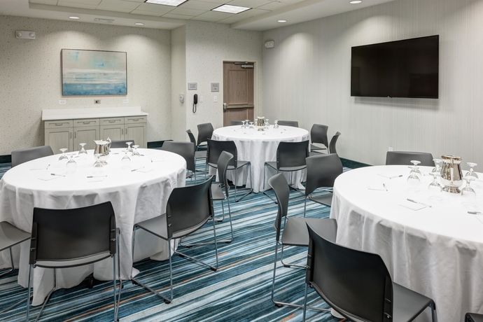 Imagen de los interiores del Hotel Hampton Inn And Suites Carolina Beach Oceanfront. Foto 18