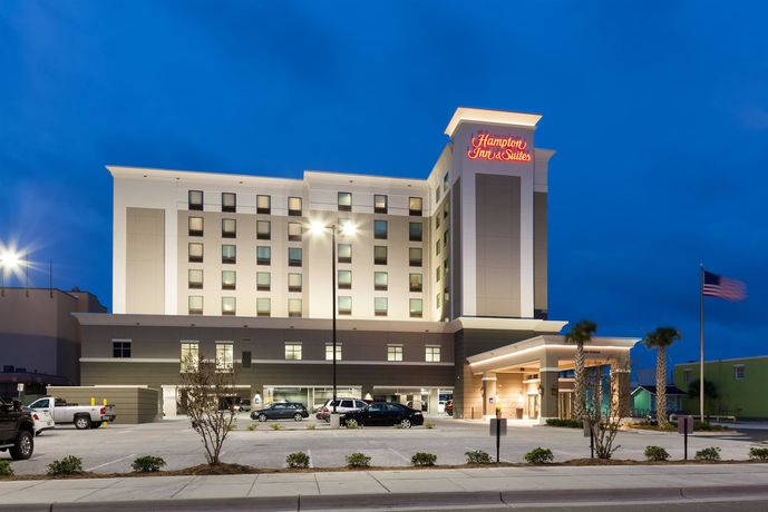 Imagen de los exteriores del Hotel Hampton Inn And Suites Carolina Beach Oceanfront. Foto 12