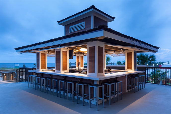 Imagen del bar/restaurante del Hotel Hampton Inn And Suites Carolina Beach Oceanfront. Foto 2