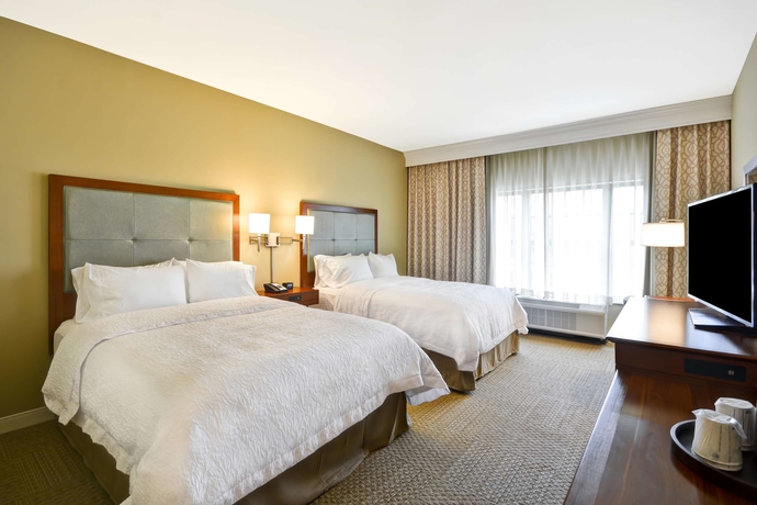 Imagen de la habitación del Hotel Hampton Inn And Suites Charleston Airport. Foto 3
