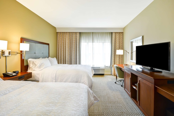 Imagen de la habitación del Hotel Hampton Inn And Suites Charleston Airport. Foto 8